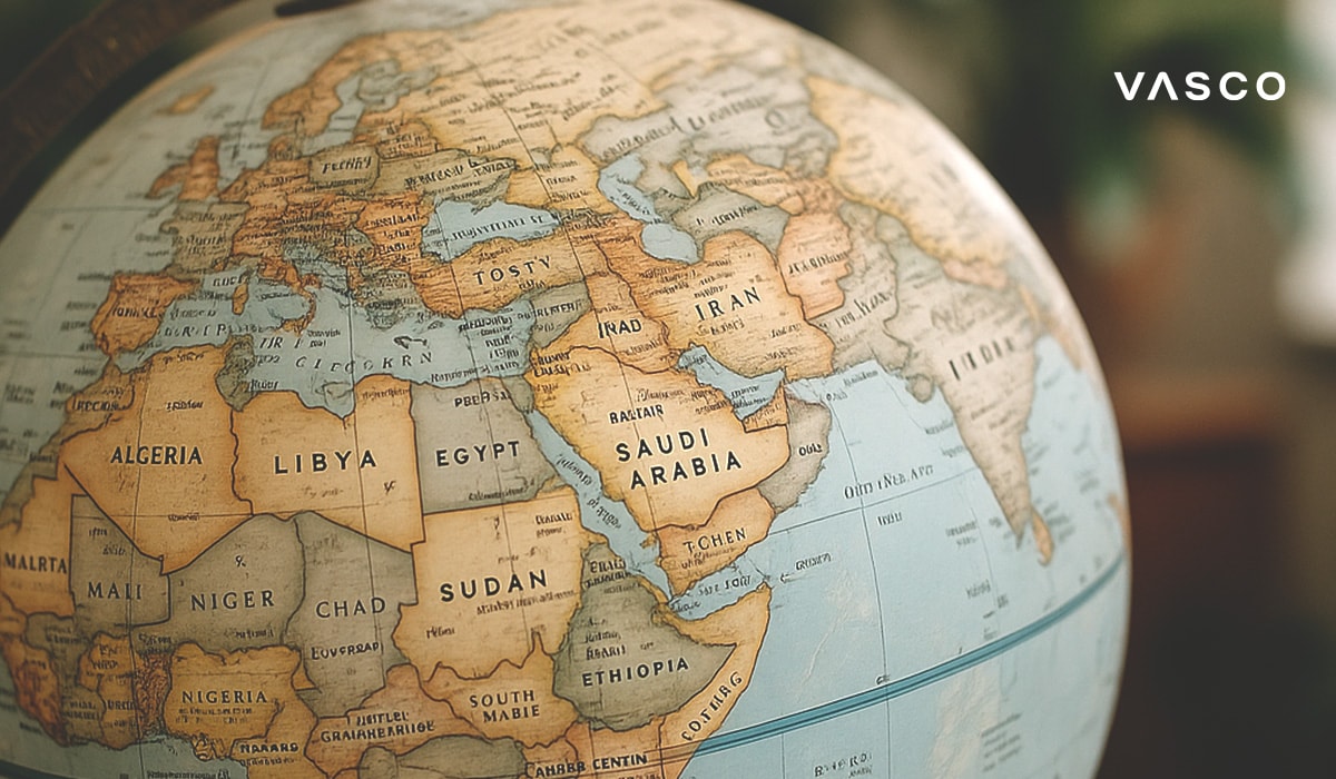 Imaginea unui glob pământesc care arată Orientul Mijlociu, Africa de Nord și o parte din Europa, cu numele țărilor vizibile